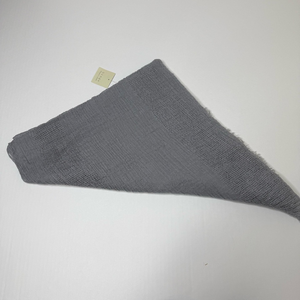 Hinge Soft Grey Scarf NWT - Picture 4 of 5